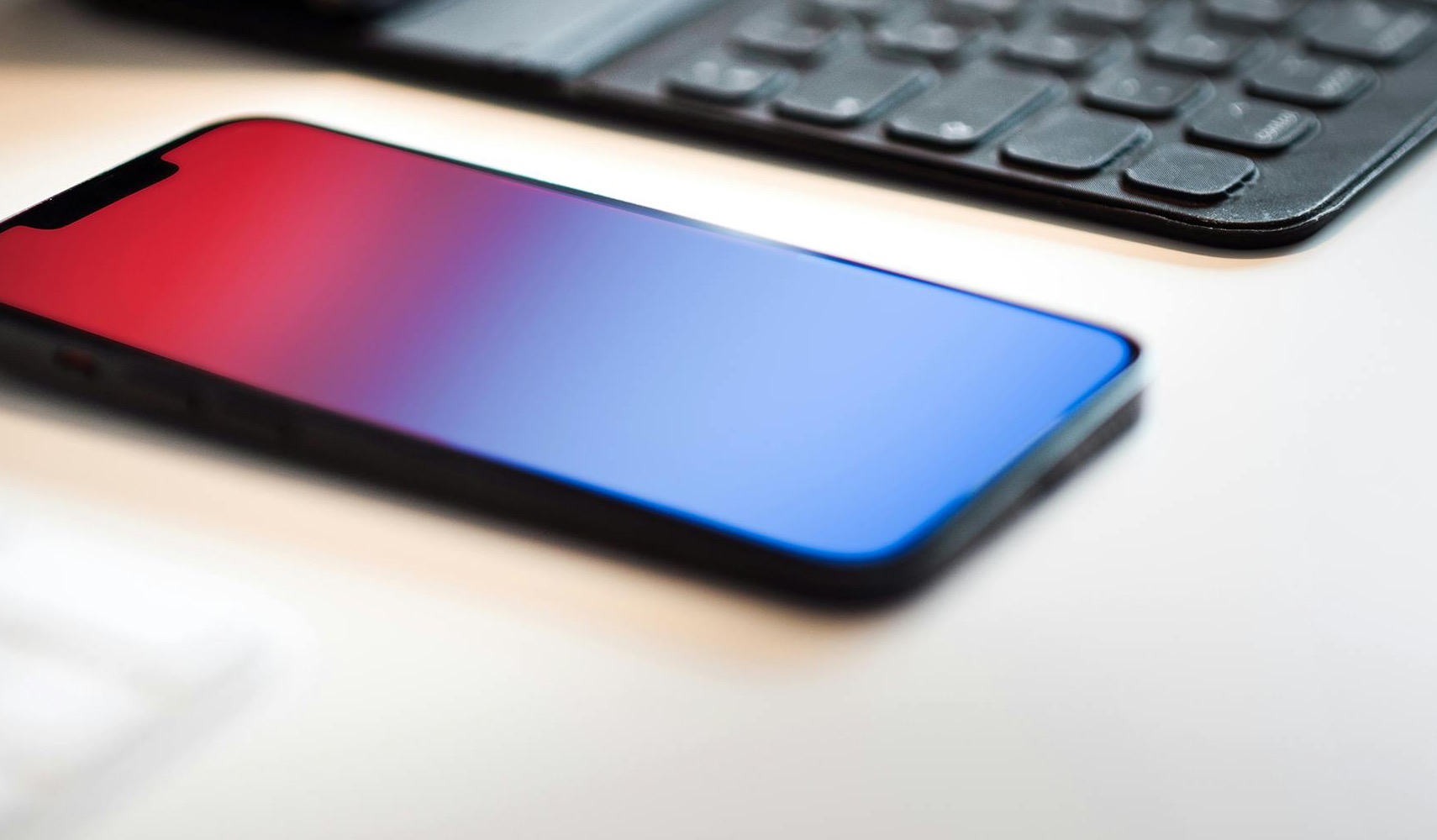 How eSIMs Are Changing the Travel Market for Agencies, OTAs, and Mobility Brands