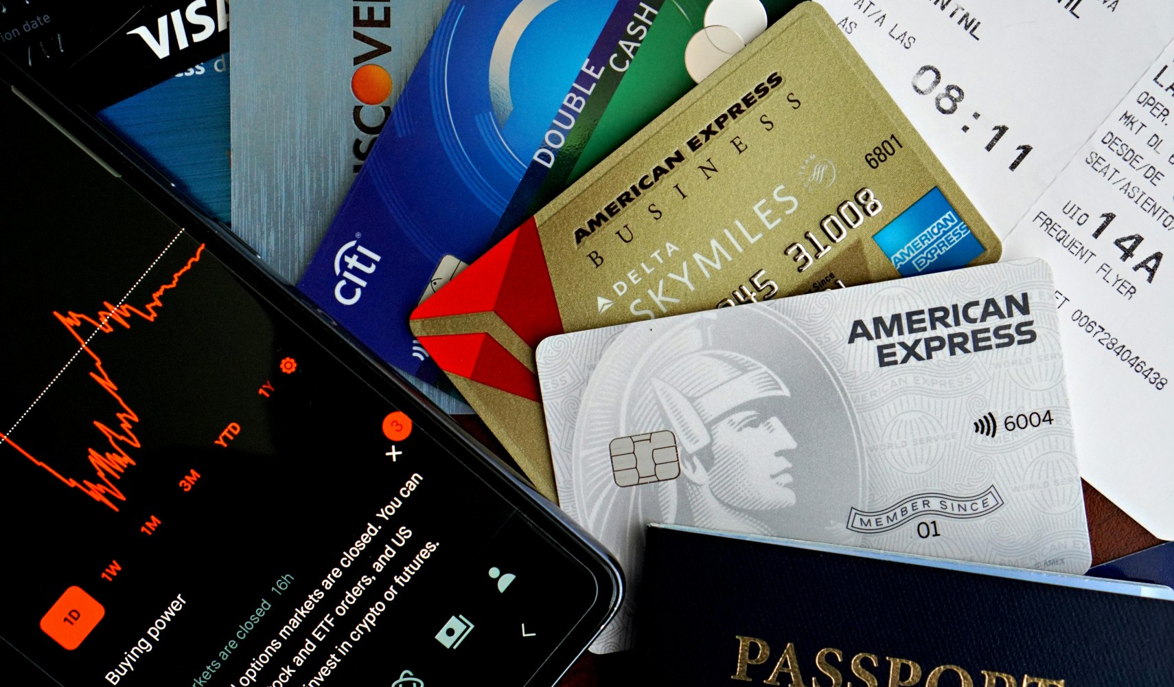 eSIM vs Pocket WiFi for Travel: Which Is Better for International Trips?