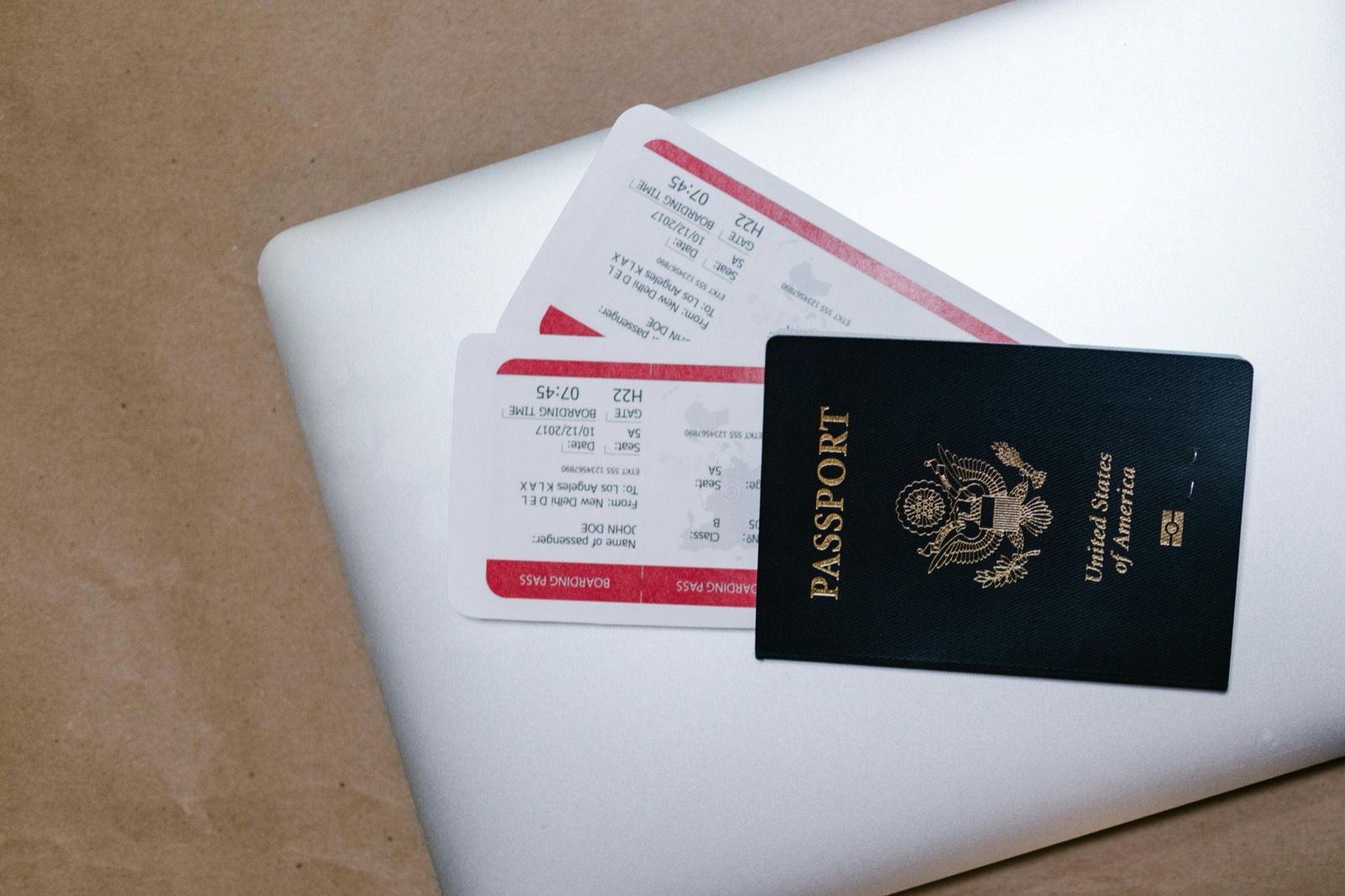 Travel planning with SimUno